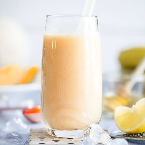 Cantaloupe Milkshake with Almond Recipe